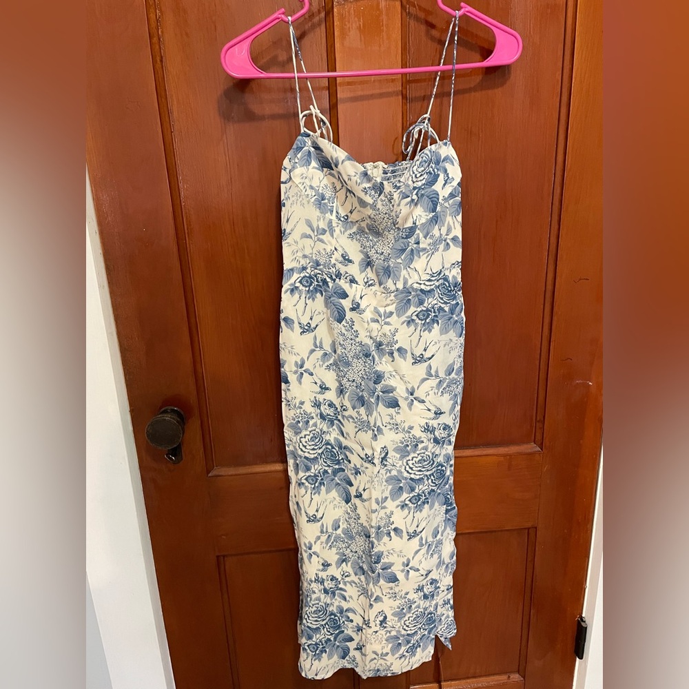Reformation Kourtney Pompadour White and Blue Floral Midi Dress - size 0 petite - Picture 4 of 6